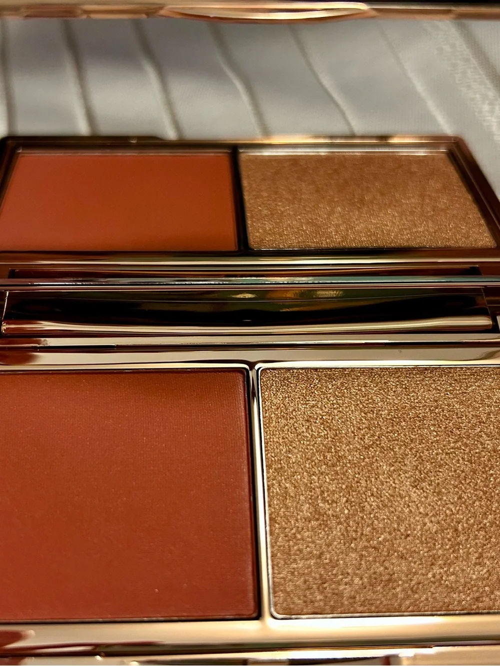 Charlotte Tilbury dual tone
